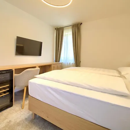 Mamin San Bed & Breakfast