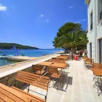 Mamin San Bed & Breakfast Cres