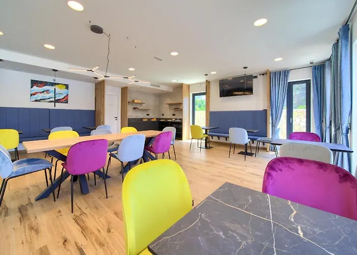 krevet i doručak Mamin San 4*