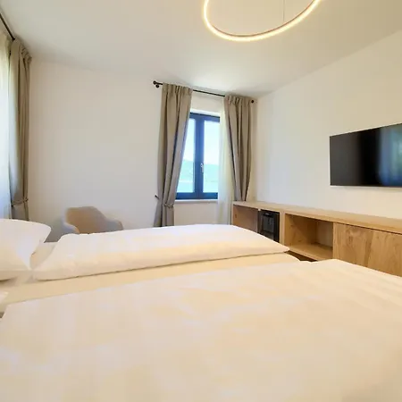 Mamin San 4* Cres