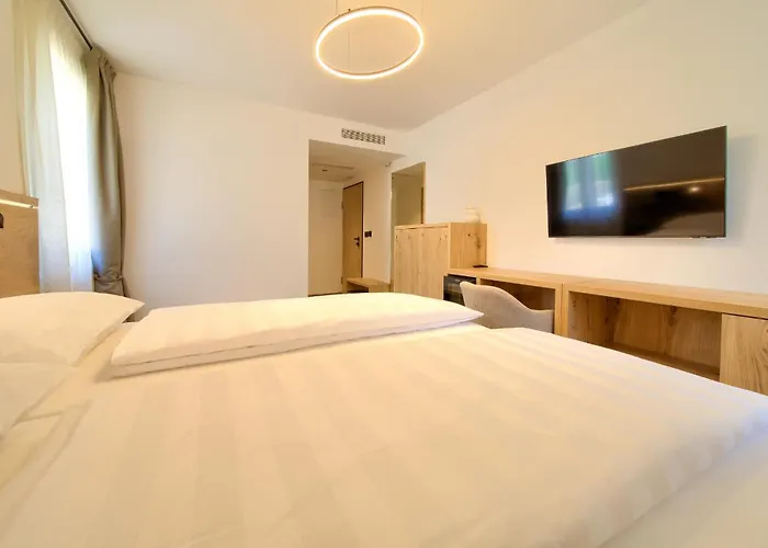 Oda ve Kahvaltı Mamin San